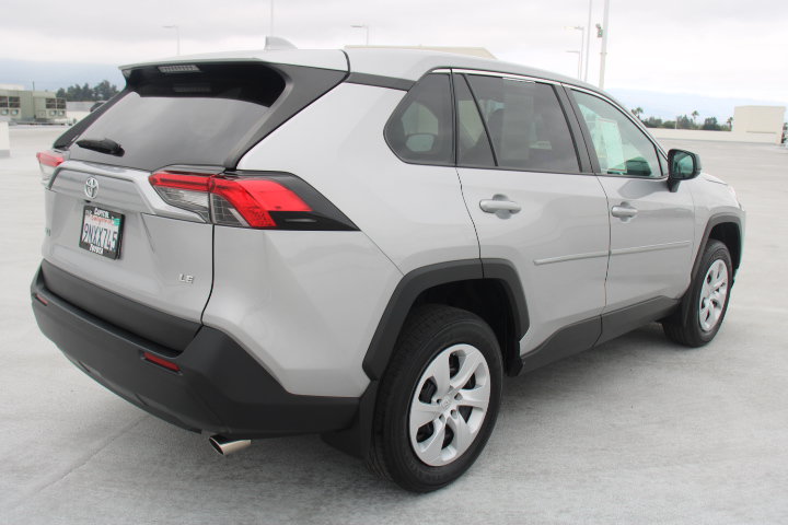 Certified 2024 Toyota RAV4 LE FWD image 3