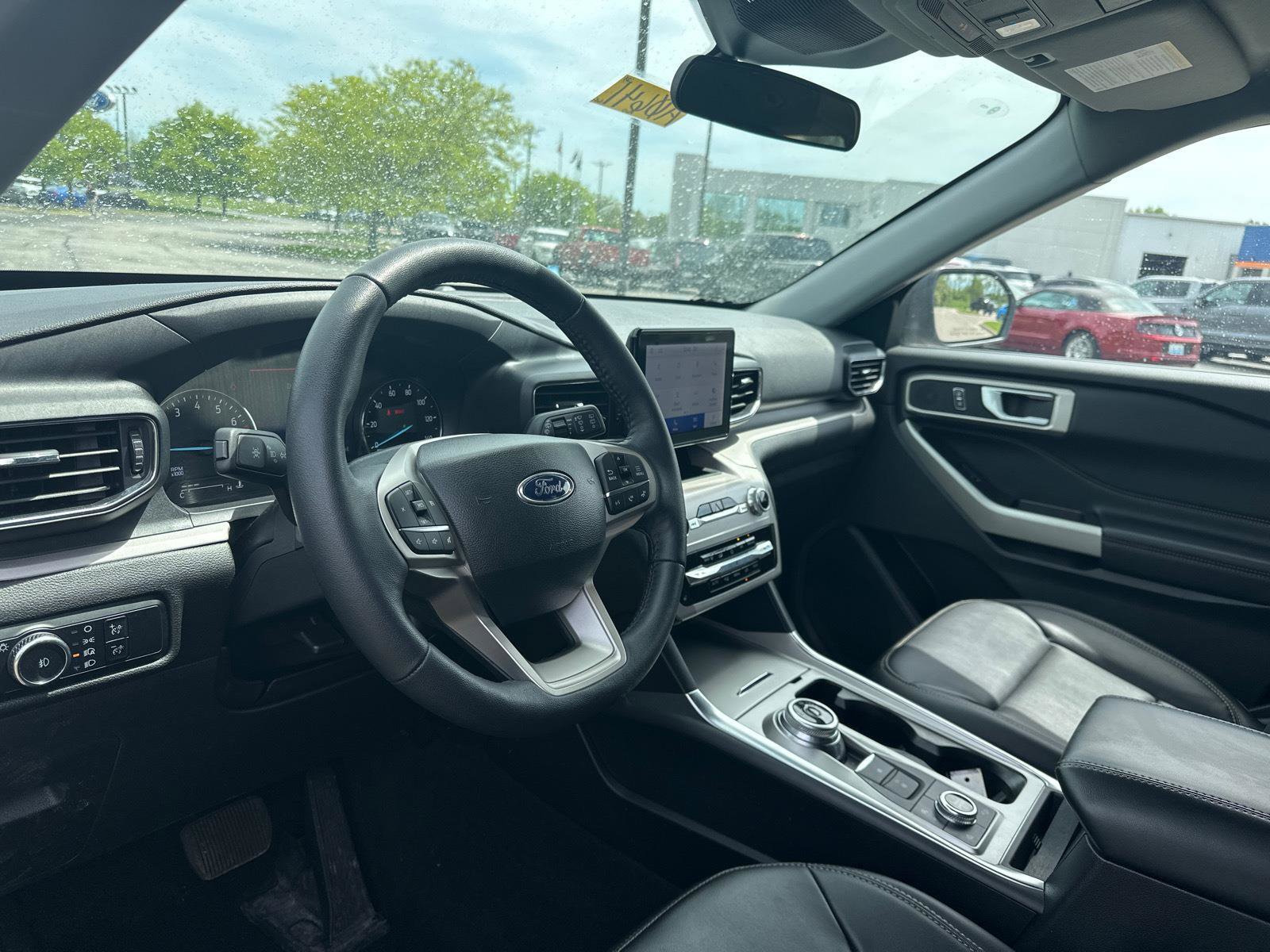 Certified 2023 Ford Explorer XLT w/ Equipment Group 202A AWD/4WD image 14