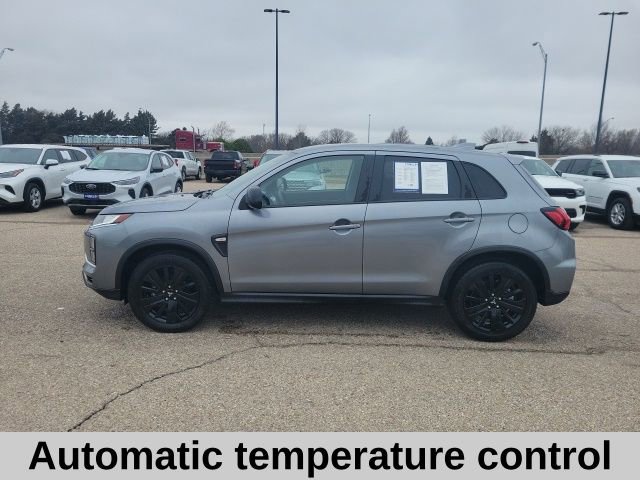 Used 2025 Mitsubishi Outlander Sport LE image 3