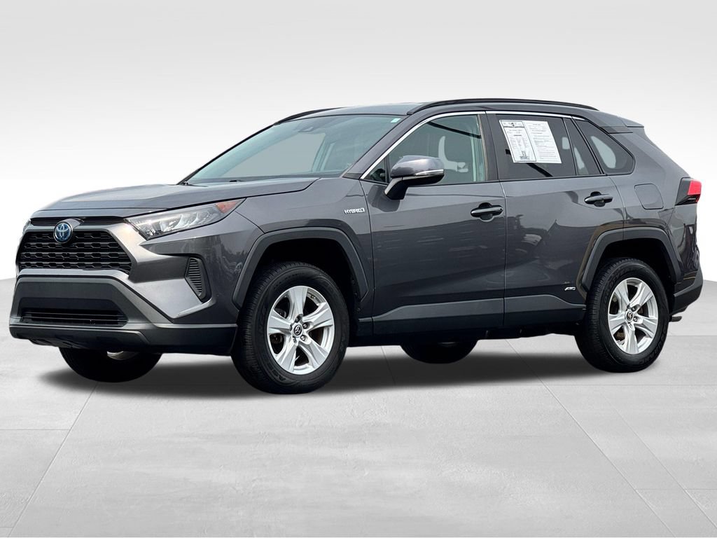 Used 2021 Toyota RAV4 LE AWD/4WD image 3