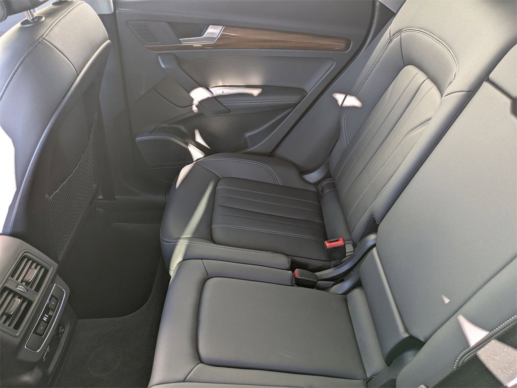 Used 2024 Audi Q5 2.0T Premium Plus w/ Premium Plus Package image 31