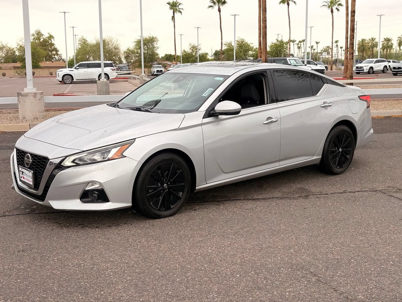 Used 2019 Nissan Altima 2.5 SV FWD image 2