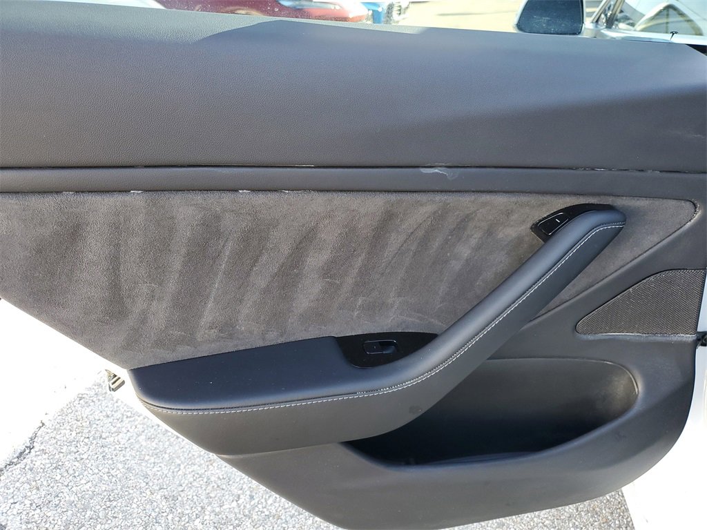 Used 2018 Tesla Model 3 Long Range image 13