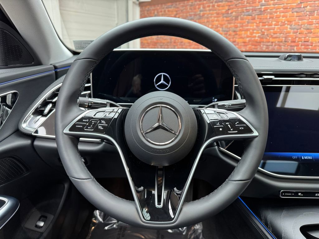 Used 2026 Mercedes-Benz E 350 4MATIC Sedan image 15
