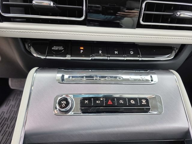 New 2026 Lincoln Aviator 2WD image 11