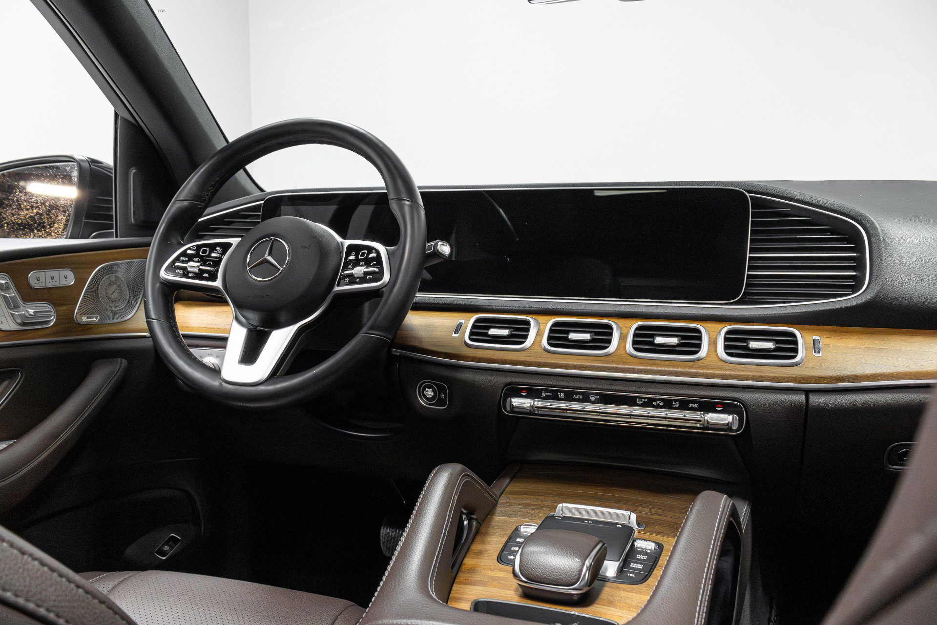 Used 2021 Mercedes-Benz GLE 350 4MATIC image 26