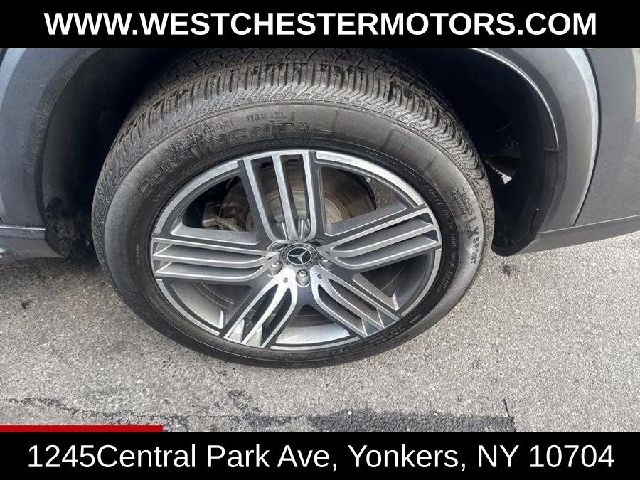 Used 2023 Mercedes-Benz GLS 450 4MATIC image 11