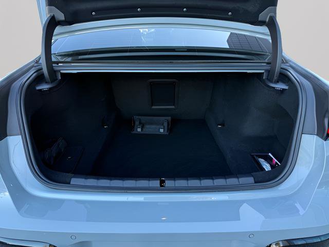 Used 2024 BMW 760i xDrive w/ Premium Package 2 image 30