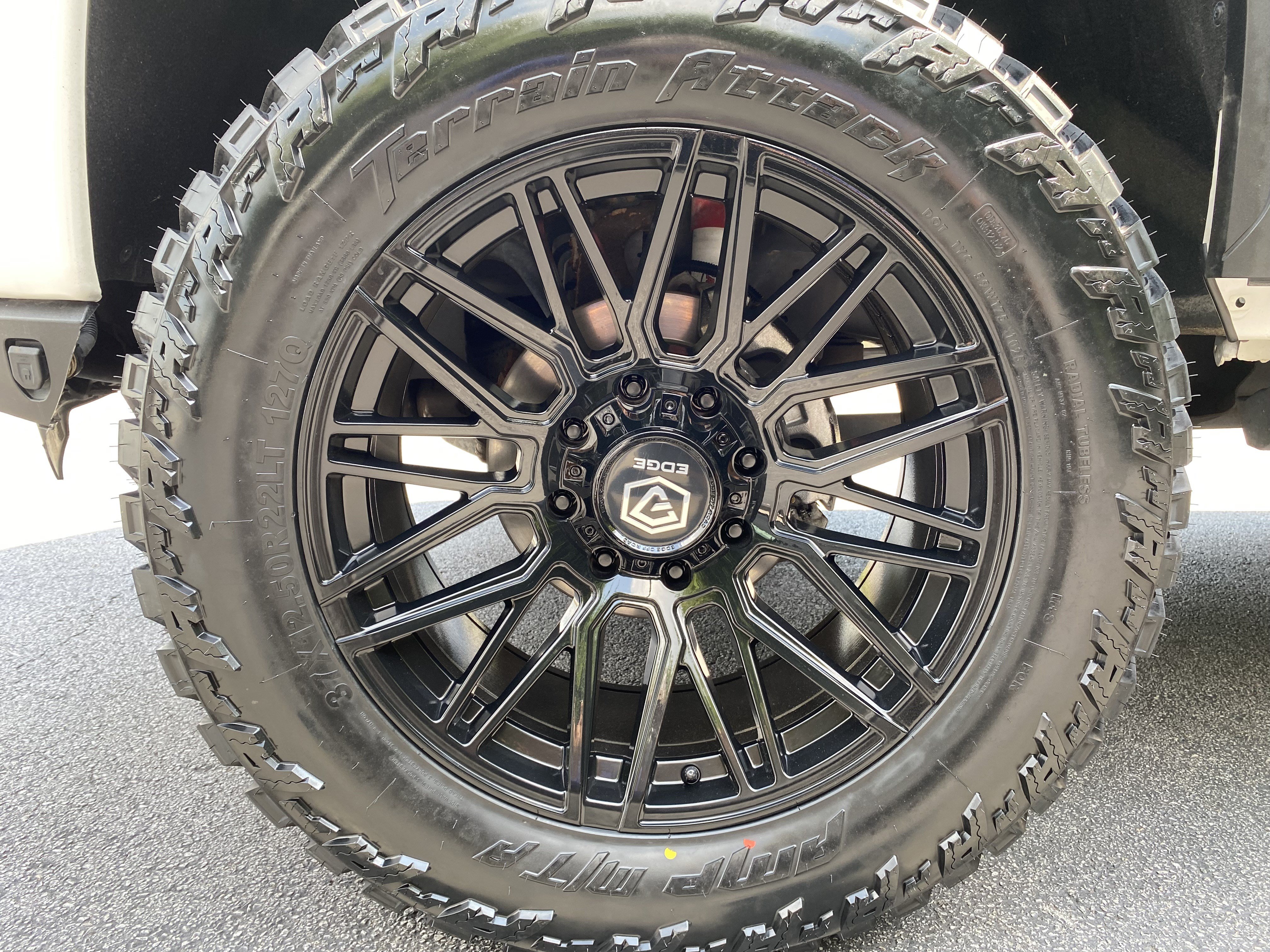 Used 2022 GMC Sierra 2500 Denali w/ Denali Ultimate Package AWD/4WD image 49