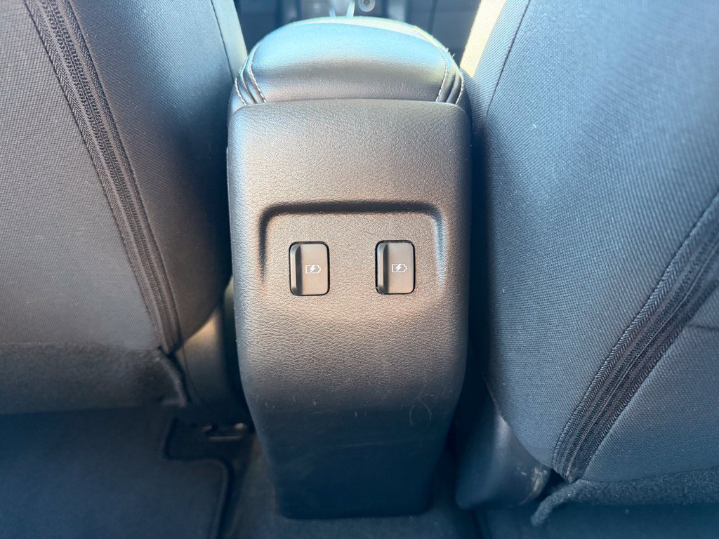 Used 2023 Nissan Kicks SV FWD image 29