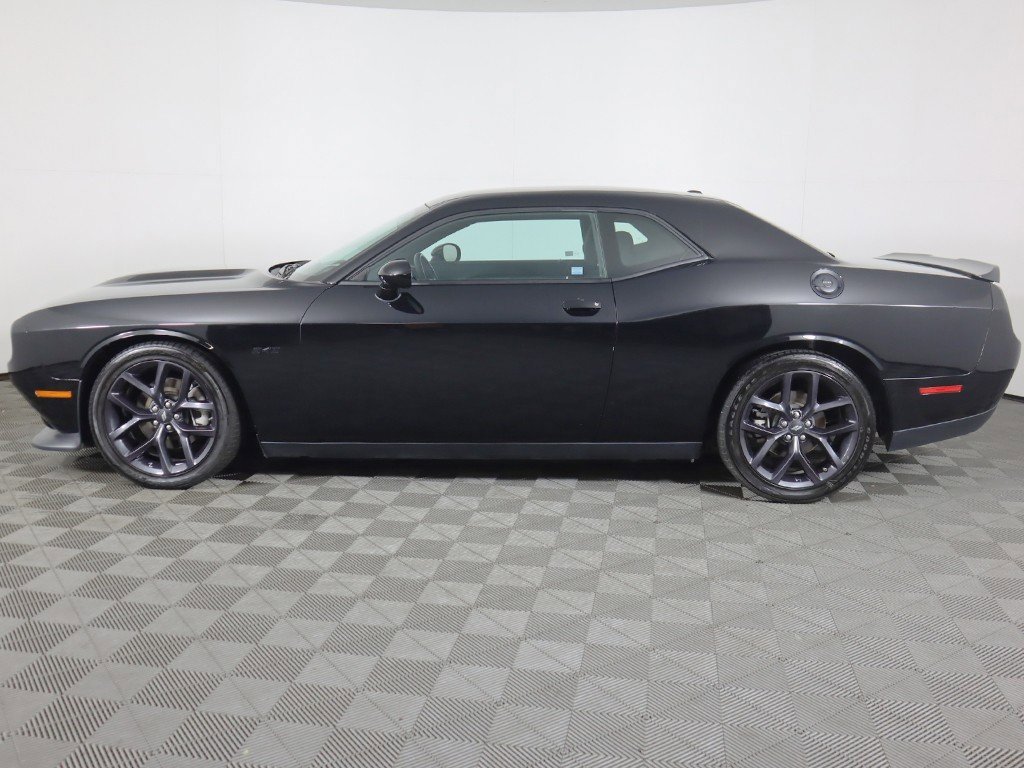 Used 2023 Dodge Challenger R/T w/ Blacktop Package image 14