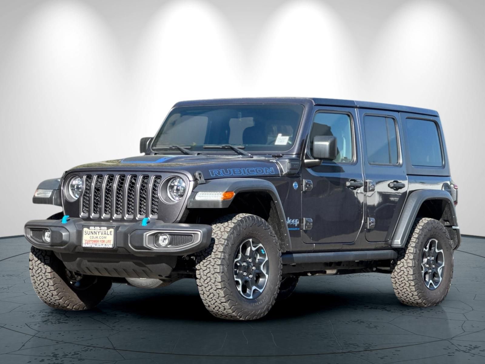 New 2023 Jeep Wrangler Unlimited Rubicon 4xe w/ Cold Weather Group image 8