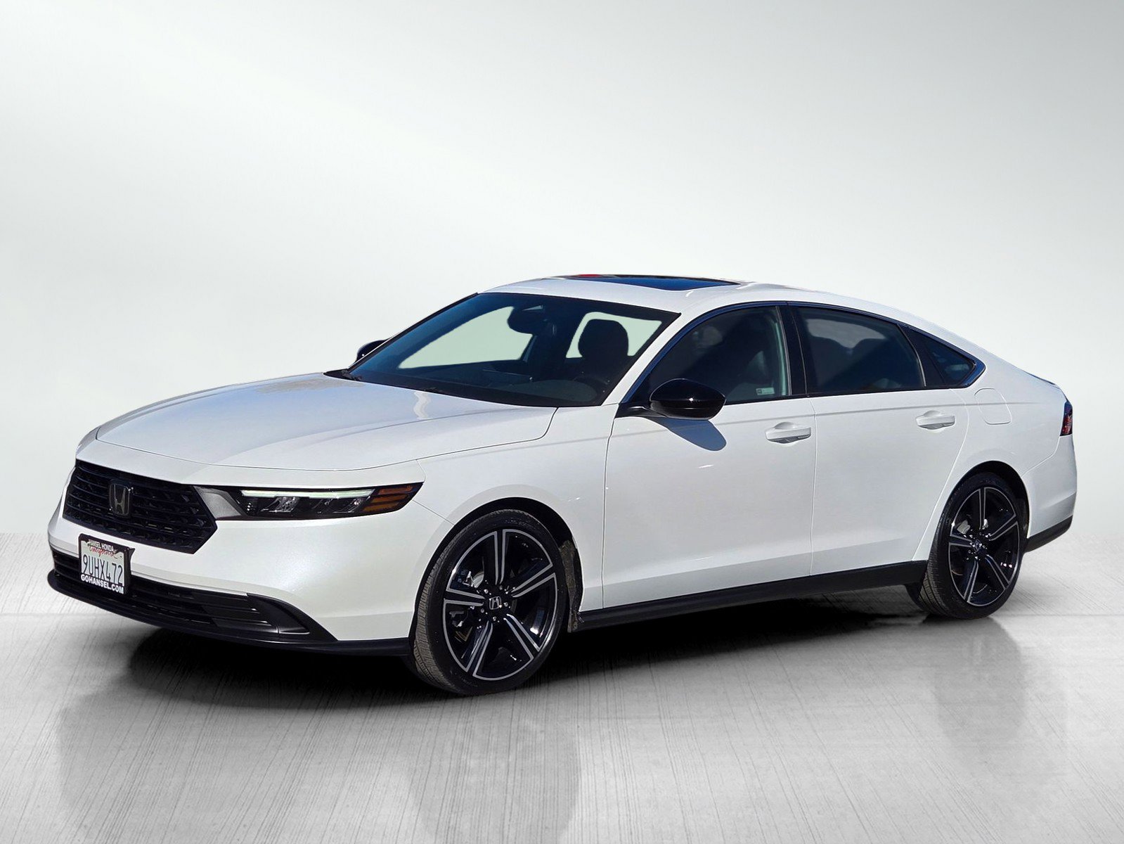 Used 2025 Honda Accord Sport image 8