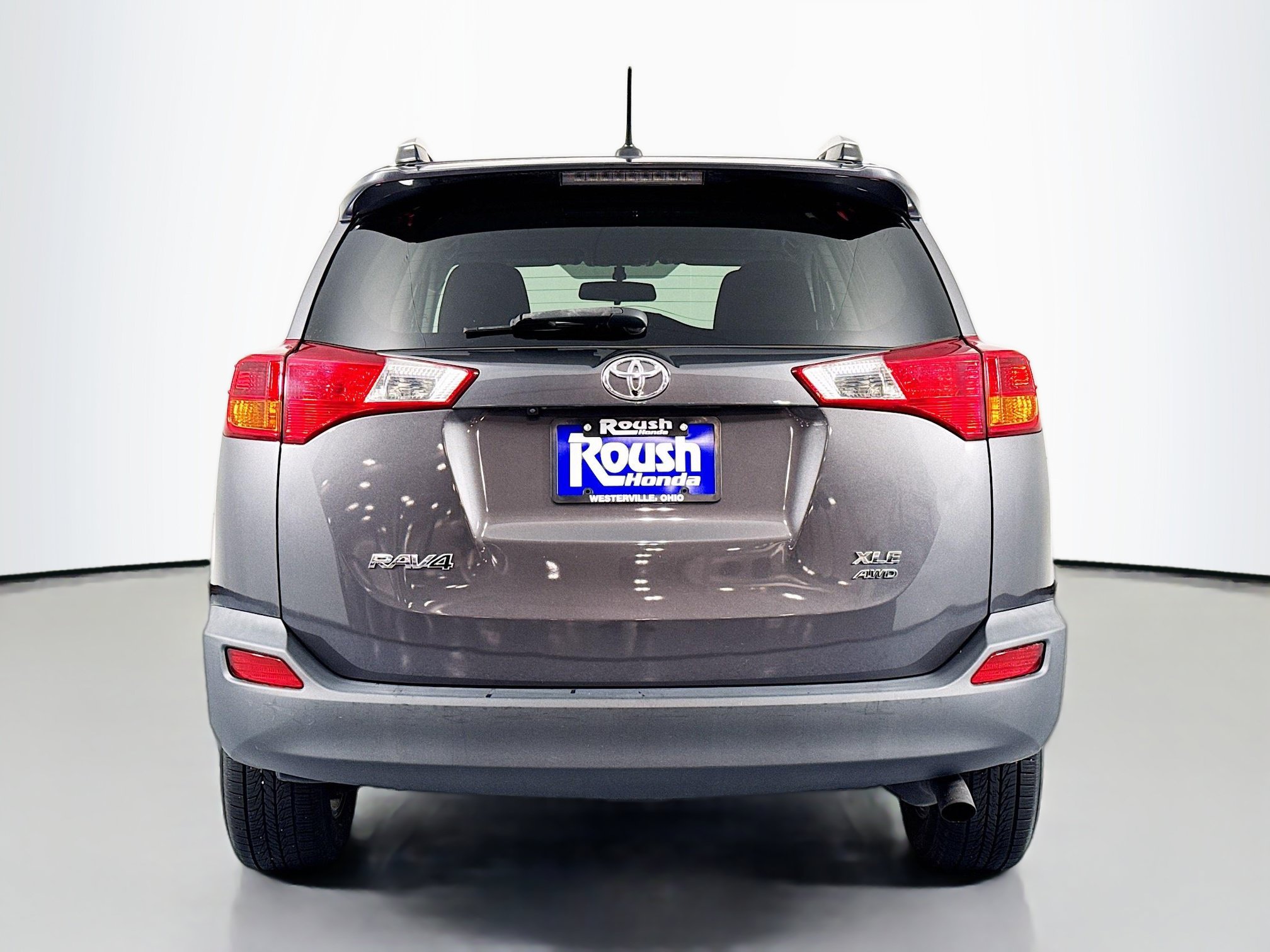 Used 2015 Toyota RAV4 XLE AWD/4WD image 6