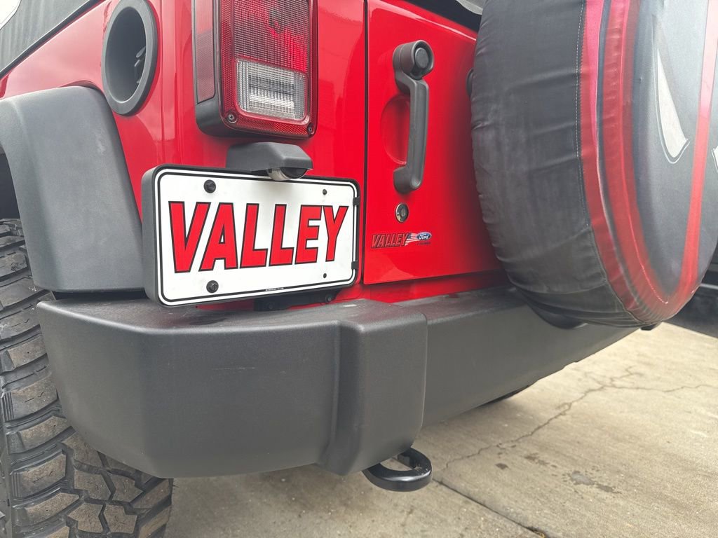 Used 2018 Jeep Wrangler Sport image 11