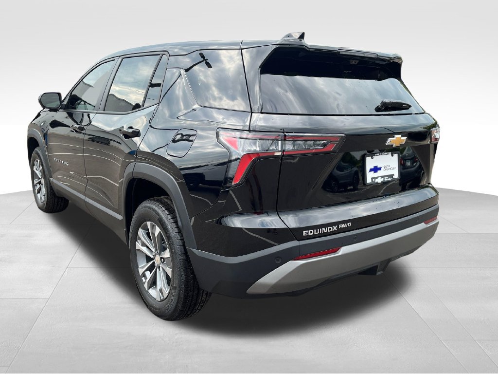 New 2027 Chevrolet Equinox LT w/ Safety and Technology Package AWD/4WD image 3
