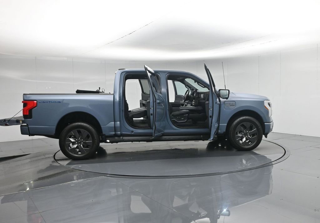 Used 2023 Ford F150 Lightning Lariat w/ Equipment Group 511A High image 5