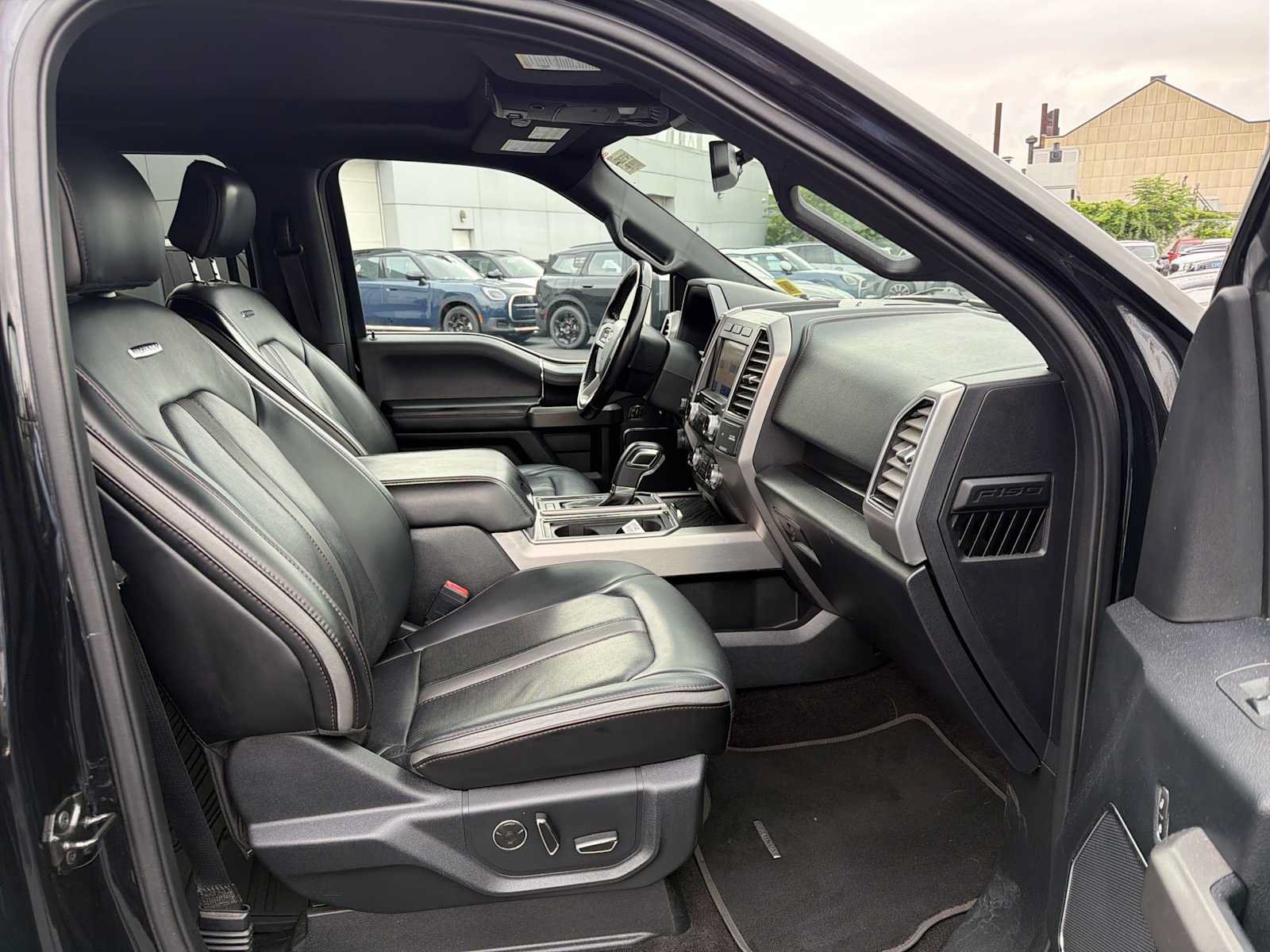 Used 2020 Ford F150 Platinum w/ Equipment Group 701A Luxury AWD/4WD image 22