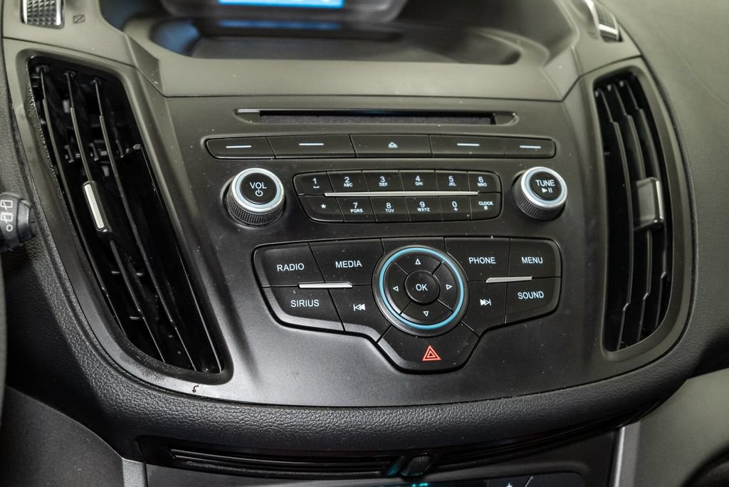 Used 2017 Ford Escape SE FWD image 17