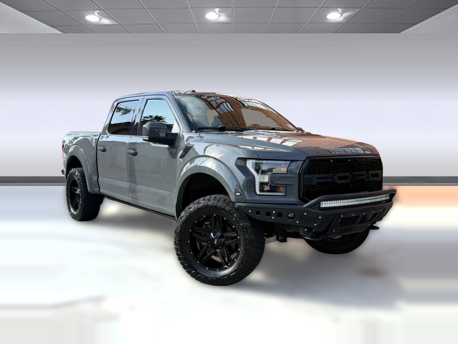 Used 2018 Ford F150 Raptor w/ Equipment Group 802A Luxury AWD/4WD image 6