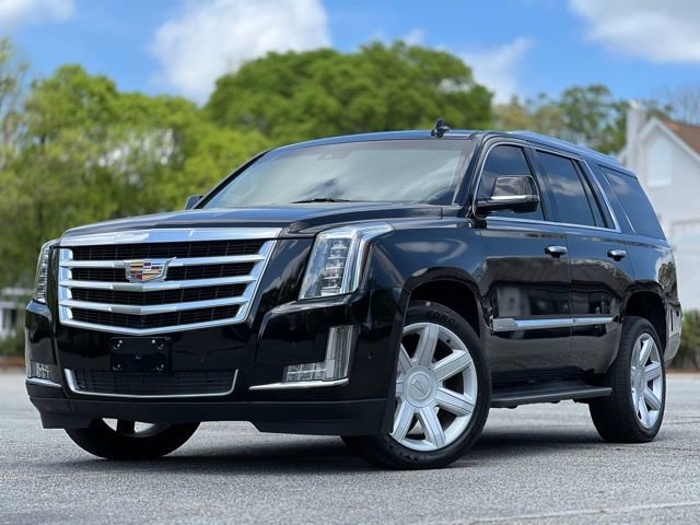 Used 2018 Cadillac Escalade Luxury AWD/4WD image 1