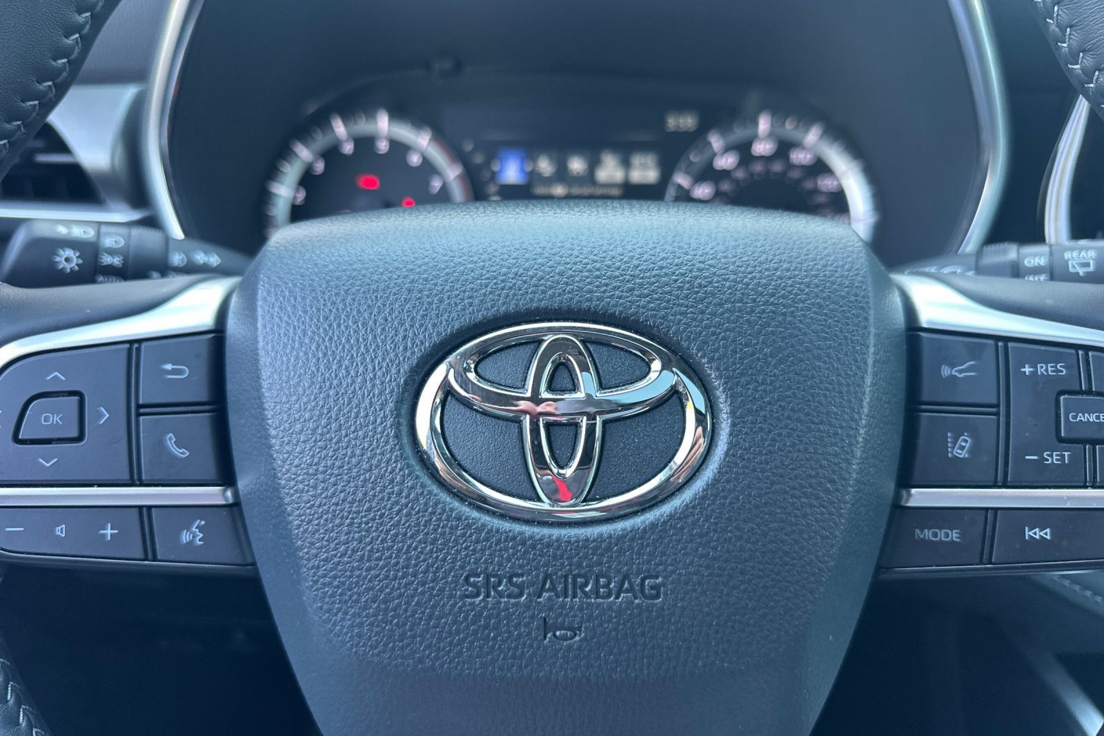 Used 2026 Toyota Highlander XLE AWD/4WD image 28