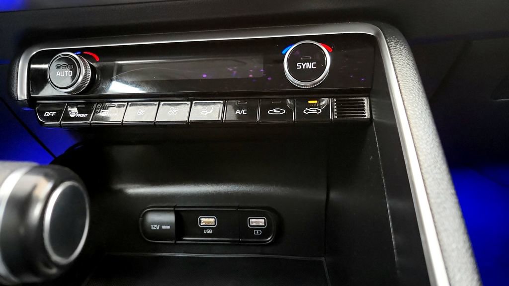 Used 2021 Kia K5 LXS FWD image 30