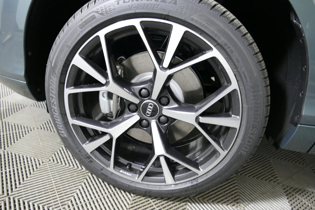 New 2026 Audi Q3 quattro 2.0T AWD/4WD image 9
