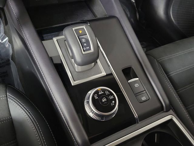 Used 2024 Mitsubishi Outlander SE image 31