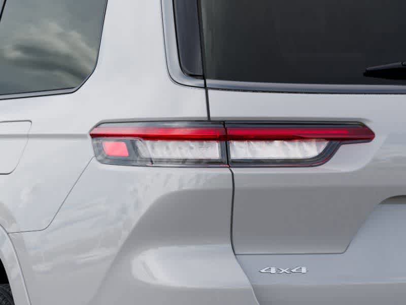 New 2026 Jeep Grand Cherokee L Limited image 9