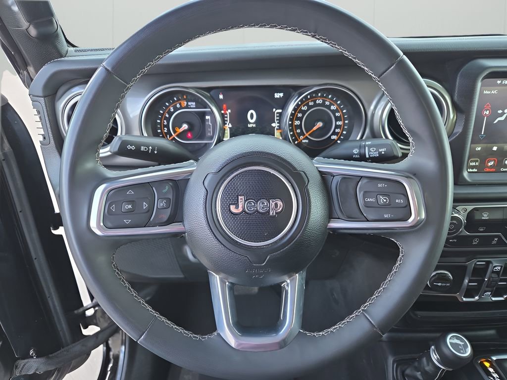 Used 2023 Jeep Gladiator Overland image 14