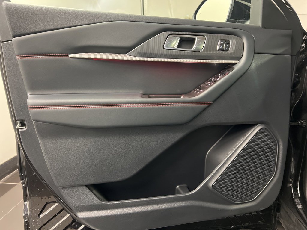 New 2026 Ford Explorer ST-Line w/ ST-Line Street Pack image 30