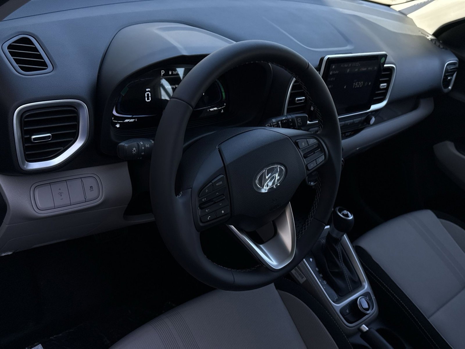 New 2026 Hyundai Venue SEL FWD image 16