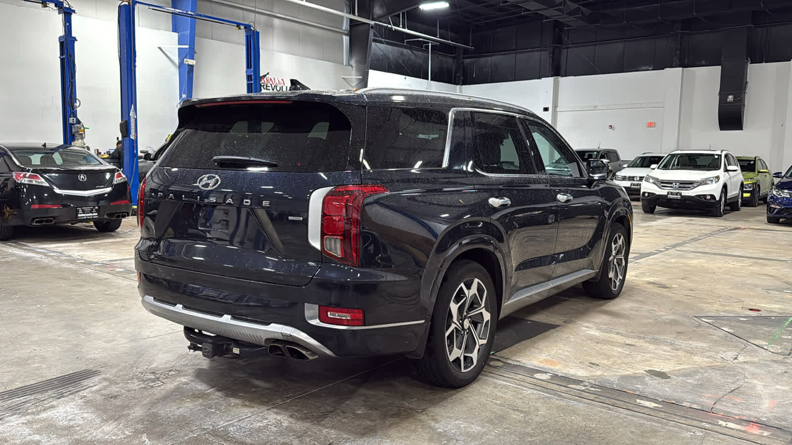 Used 2021 Hyundai Palisade Calligraphy image 3