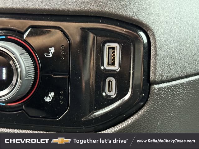 Used 2025 Chevrolet Silverado 2500 LT AWD/4WD image 22