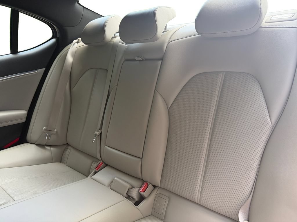 Used 2023 Genesis G70 2.0T AWD/4WD image 13