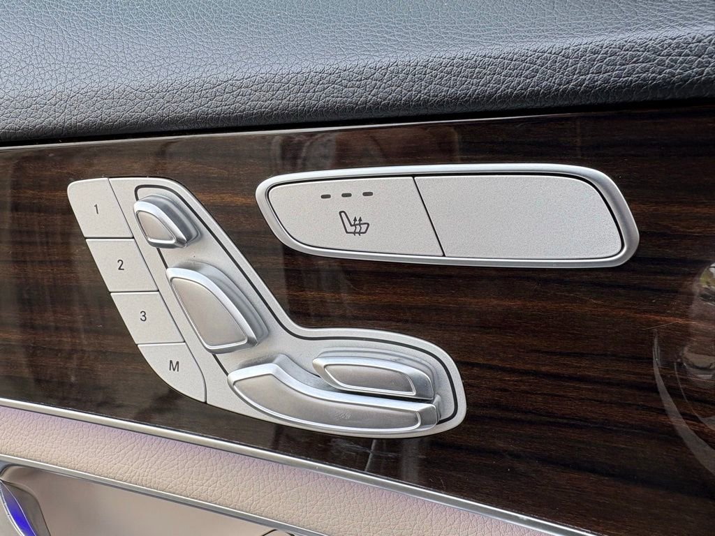 Used 2020 Mercedes-Benz C 300 4MATIC Sedan image 22