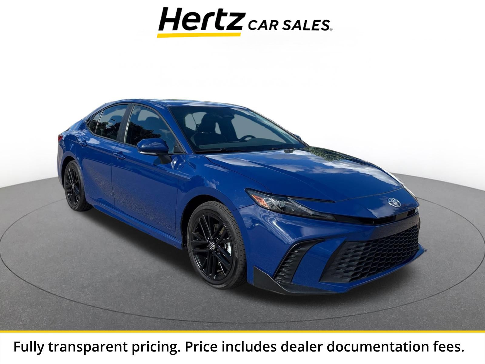 Used 2025 Toyota Camry SE FWD image 1