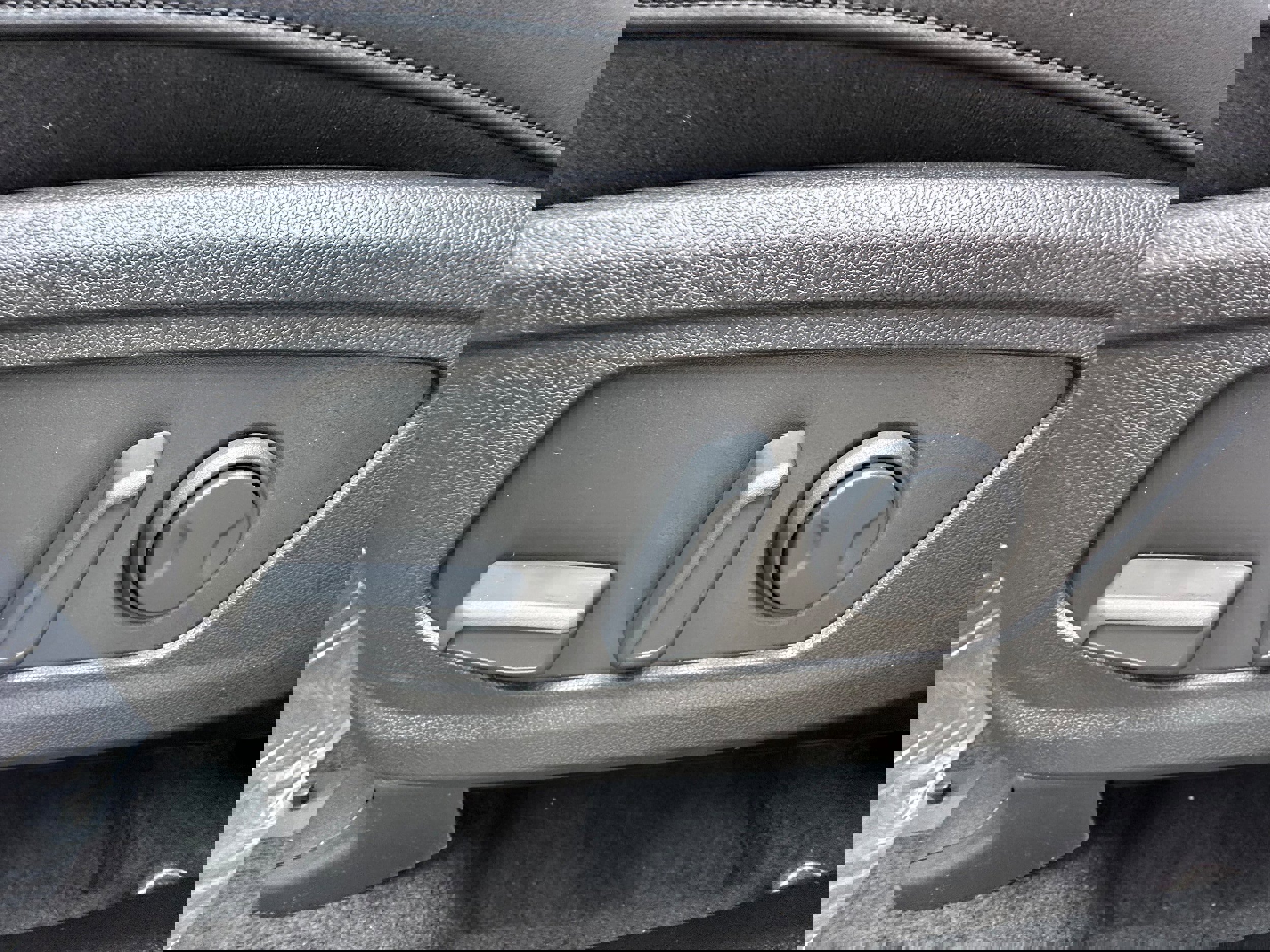 New 2026 Kia Sorento X-Line EX image 36