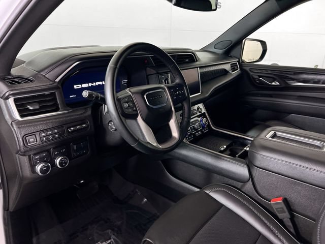 Used 2024 GMC Yukon Denali w/ Max Trailering Package AWD/4WD image 3