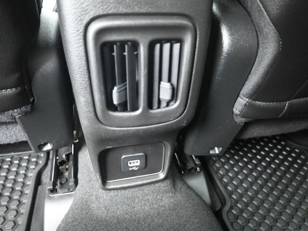 Used 2020 Jeep Compass Latitude w/ Cold Weather Group image 26