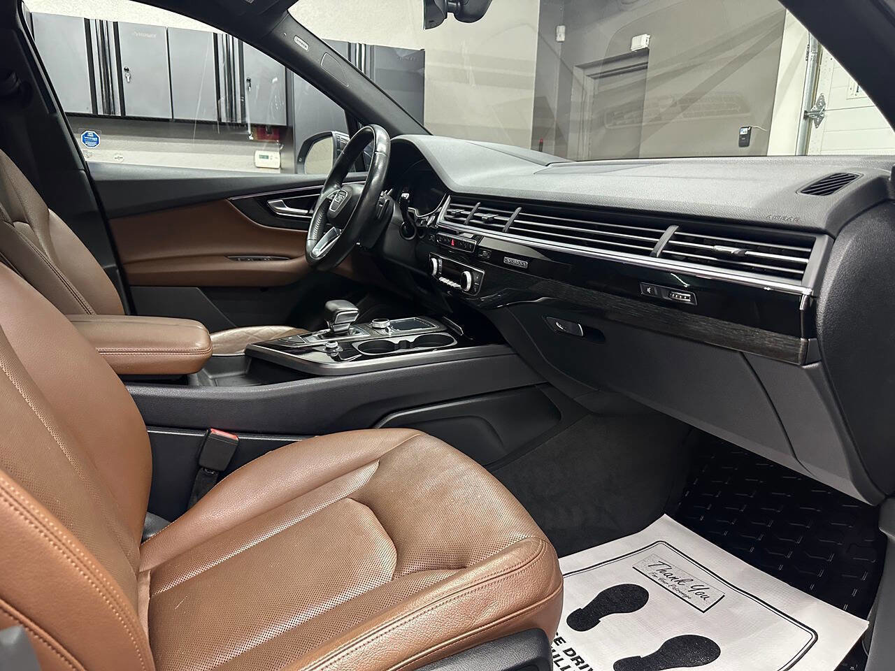 Used 2017 Audi Q7 3.0T Prestige AWD/4WD image 35