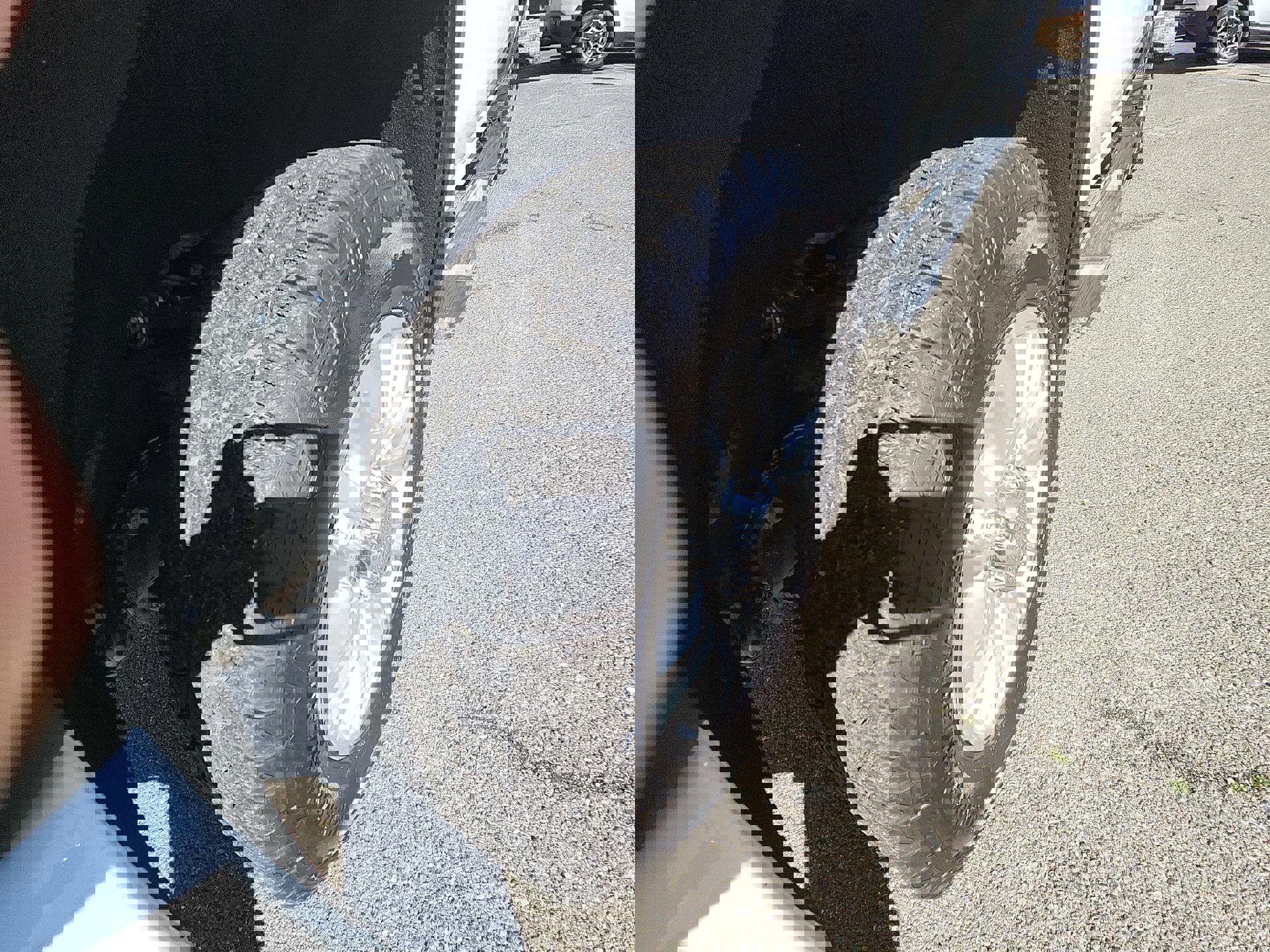 Used 2023 Chevrolet Silverado 2500 High Country w/ LPO, Hitch Package image 18