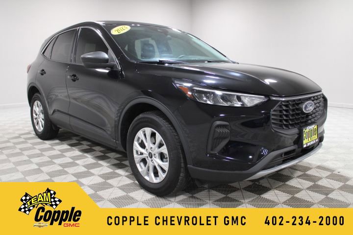 Used 2023 Ford Escape Active