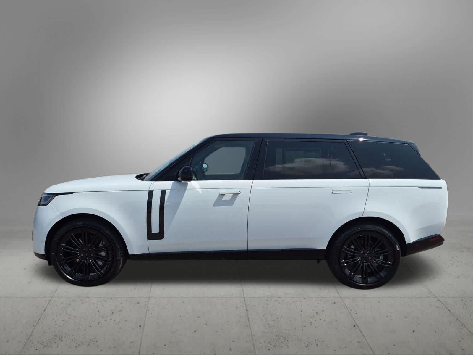 New 2026 Land Rover Range Rover Long Wheelbase SE AWD/4WD image 3