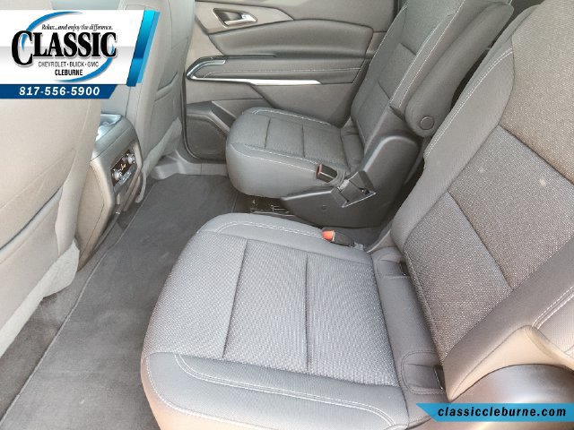 Used 2025 Chevrolet Traverse LT w/ Driver Confidence Package FWD image 31
