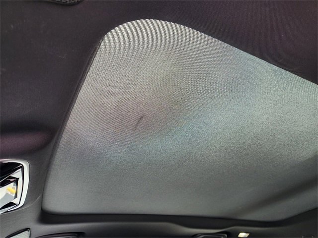 Used 2022 Land Rover Range Rover Velar R-Dynamic S image 26