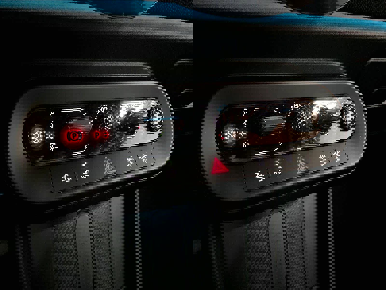 Certified 2025 MINI Cooper 2-Door Hardtop image 34