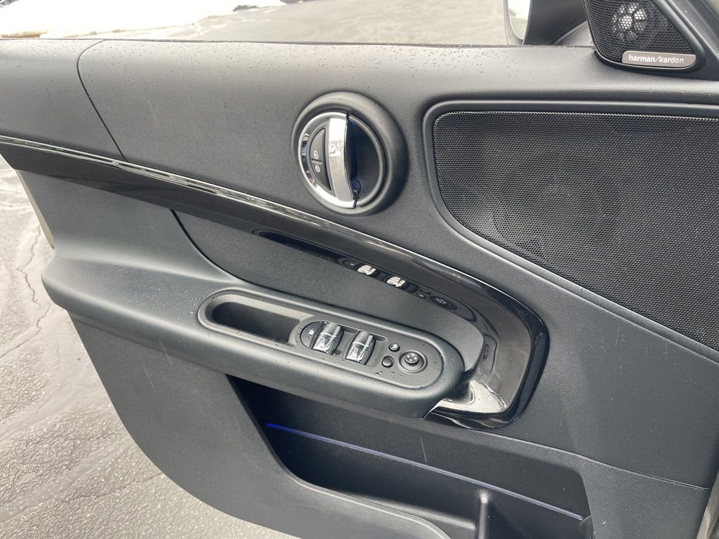 Used 2019 MINI Cooper Countryman S w/ Premium Package image 9