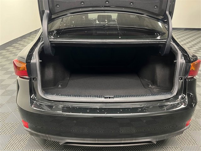Used 2018 Lexus IS 350 image 10